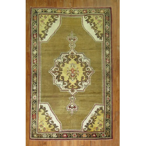 Turkish Ghiordes Olive Green Rug No. 28052