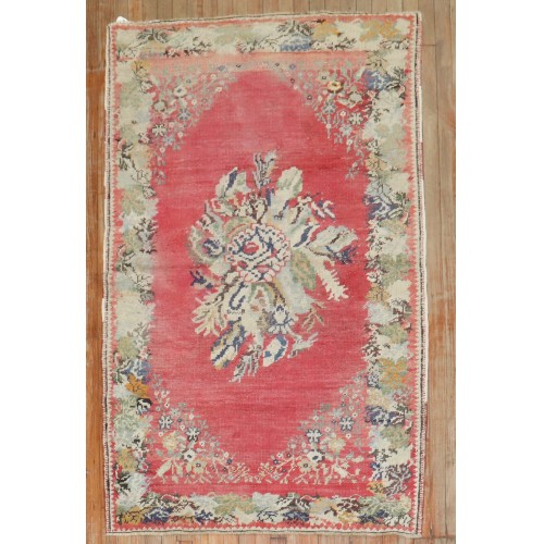 Pink Ghiordes Rug No. 30366