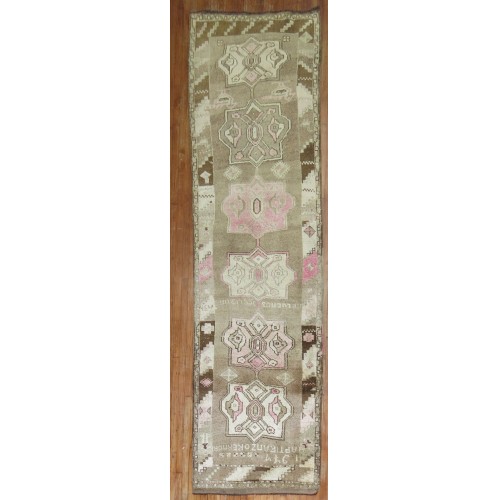 Kars Runner Dated 1977 No. 30986