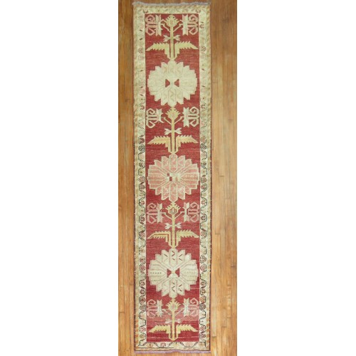 Red Anatolian Runner No. 31028