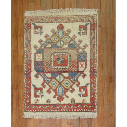 Ivory Vintage Oushak Small Rug No. 31117