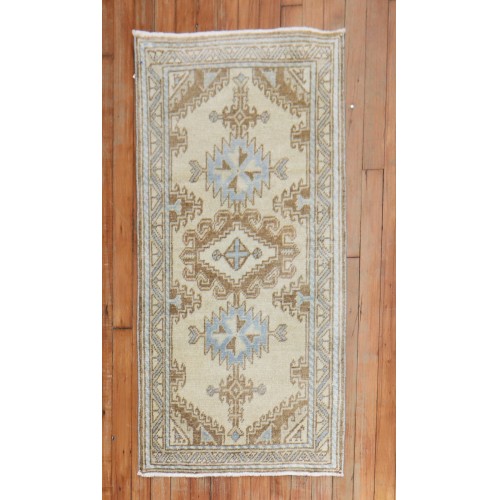 Vintage Persian Neutral Tone Mini Rug No. 31617