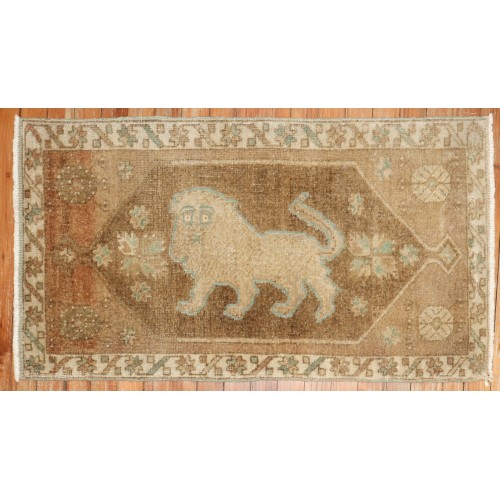 Lion Vintage Turkish Mini Rug No. 31818