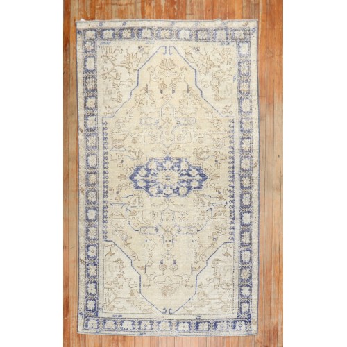 Turkish Kula Accent Rug No. 31881