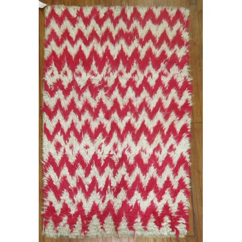 Pink and IVory Shag Rug No. 8621