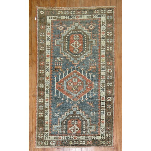 Antique Small Heriz Rug No. 9153