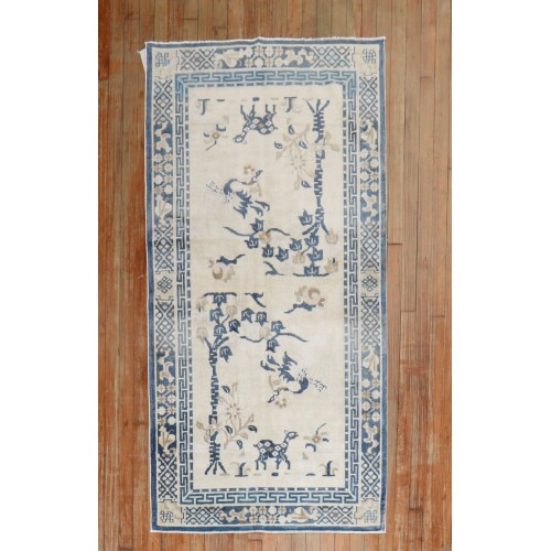 White Blue Chinese Floral Rug No. j2379