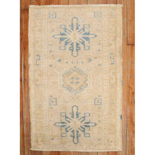 Persian Mini Heriz Rug No. j2987