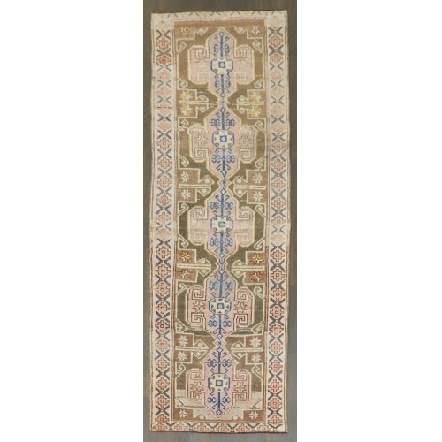 Narrow Short Vintage Turkish Anatolian RUnner No. j5149