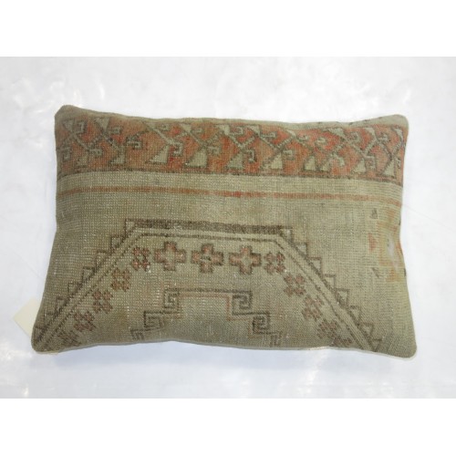  Lumbar Rug Pillow No. p3115