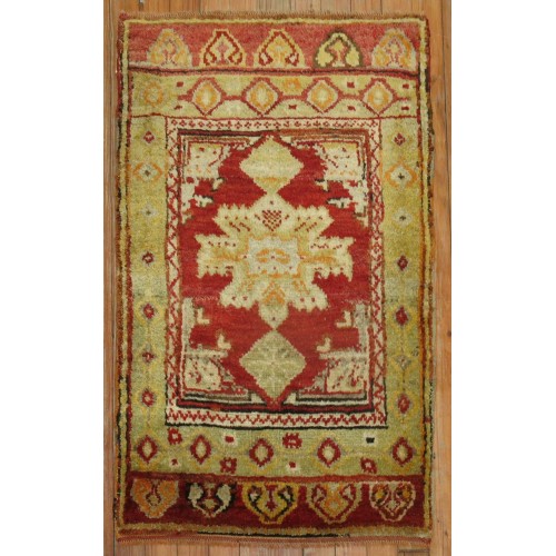 Antique Red Oushak Throw Rug No. r3285