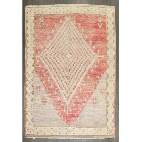 Primitive Turkish Anatolian Rug No. r3687