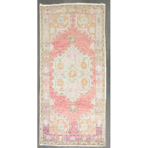 Vintage Turkish Anatolian Rug No. r4356