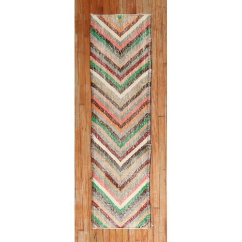 Vibrant Deco Runner No. r4495