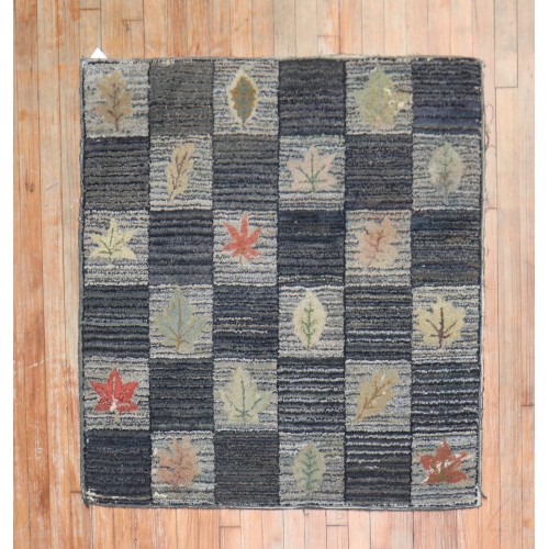 American Hooked Rug No. r5526