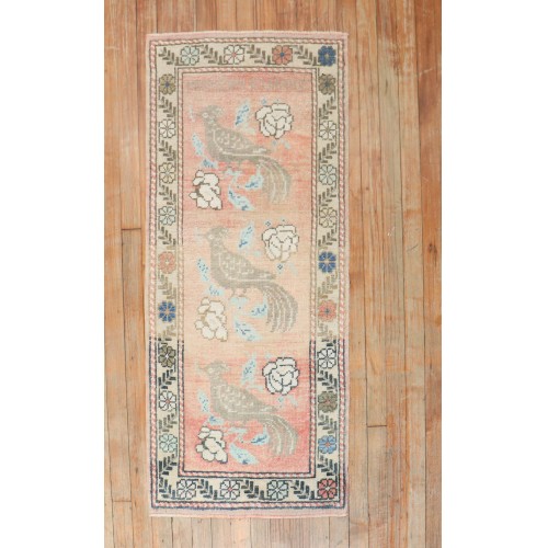 Pictorial Pigeon Turkish Rug No. r5559