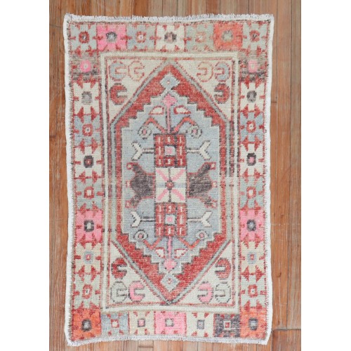 Anatolian Throw Rug No. r5752