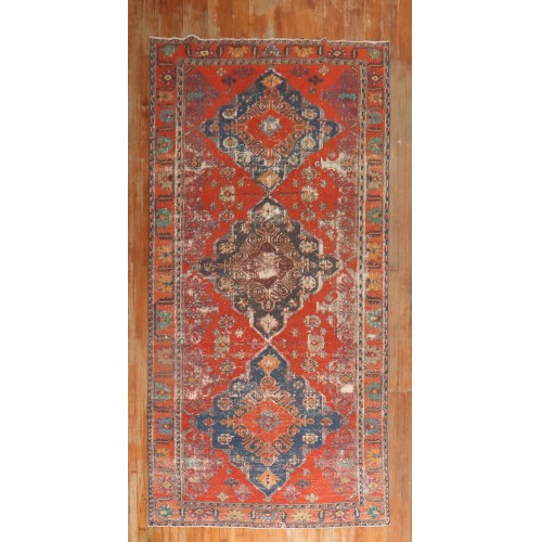 Distressed Soumac Gallery Rug No. r5788