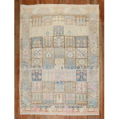 Pastel Bakhtiari Garden Box Rug No. r5862