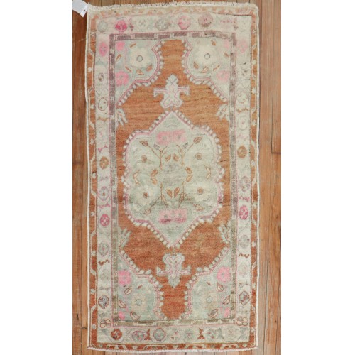 Vintage Throw Oushak No. r5879