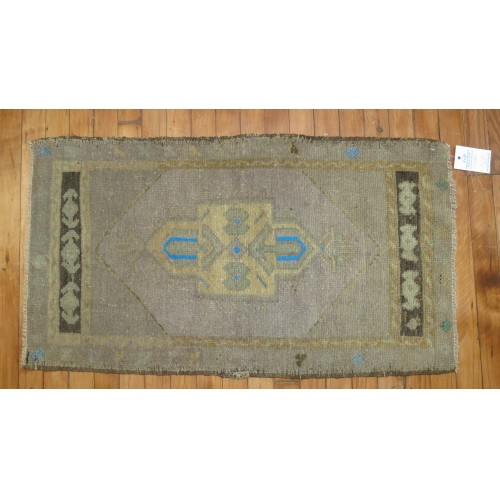 Vintage Turkish Rug No. y1284